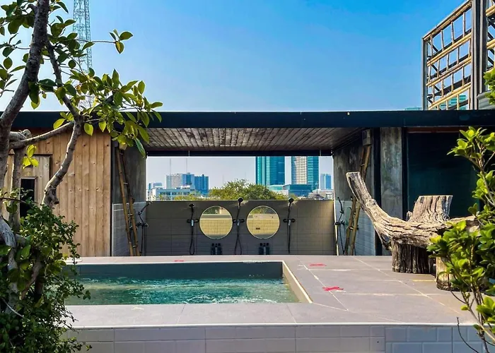 Blu Cabin Gay Poshtel